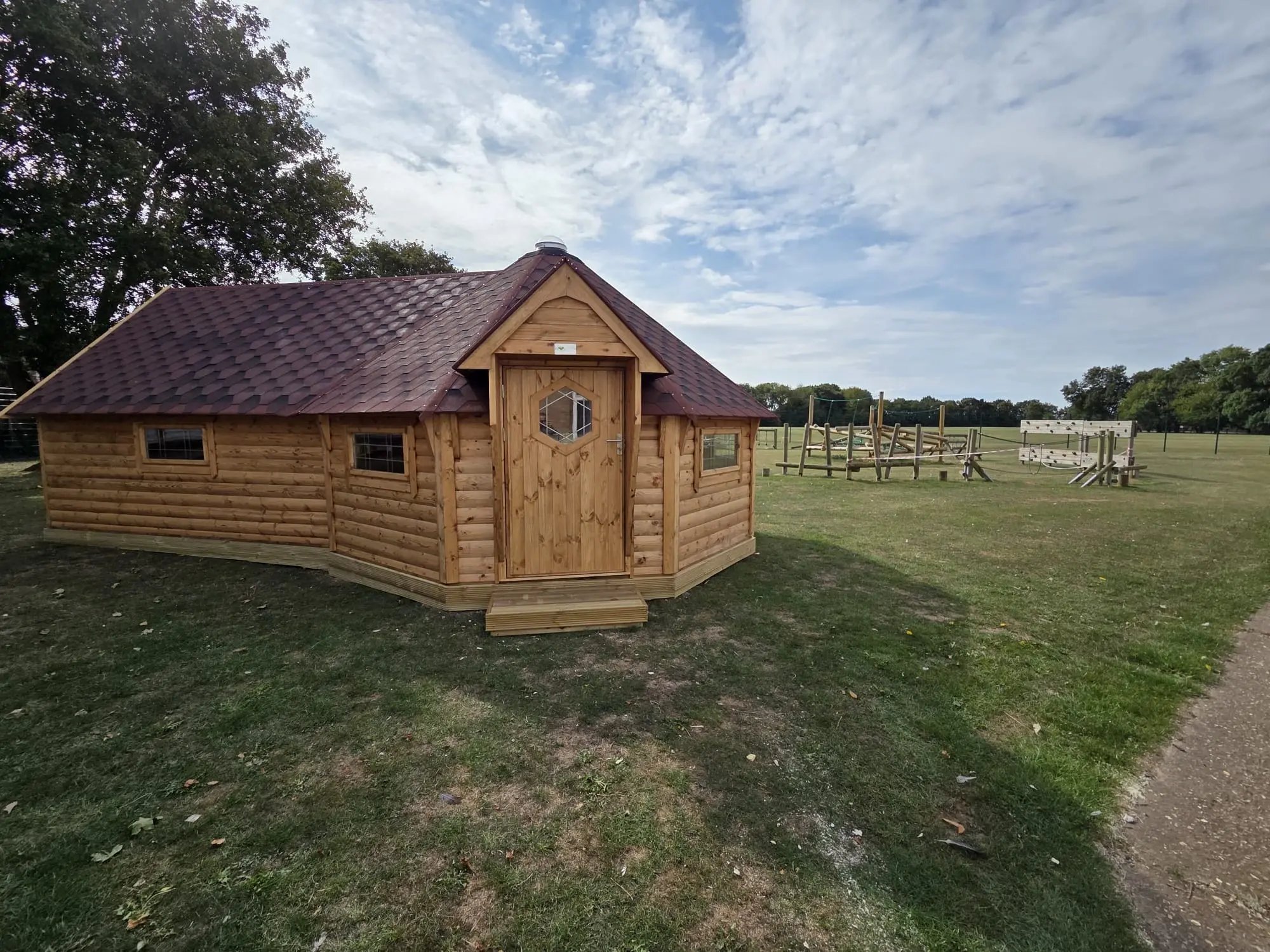 outdoor learning cabin for primary education 