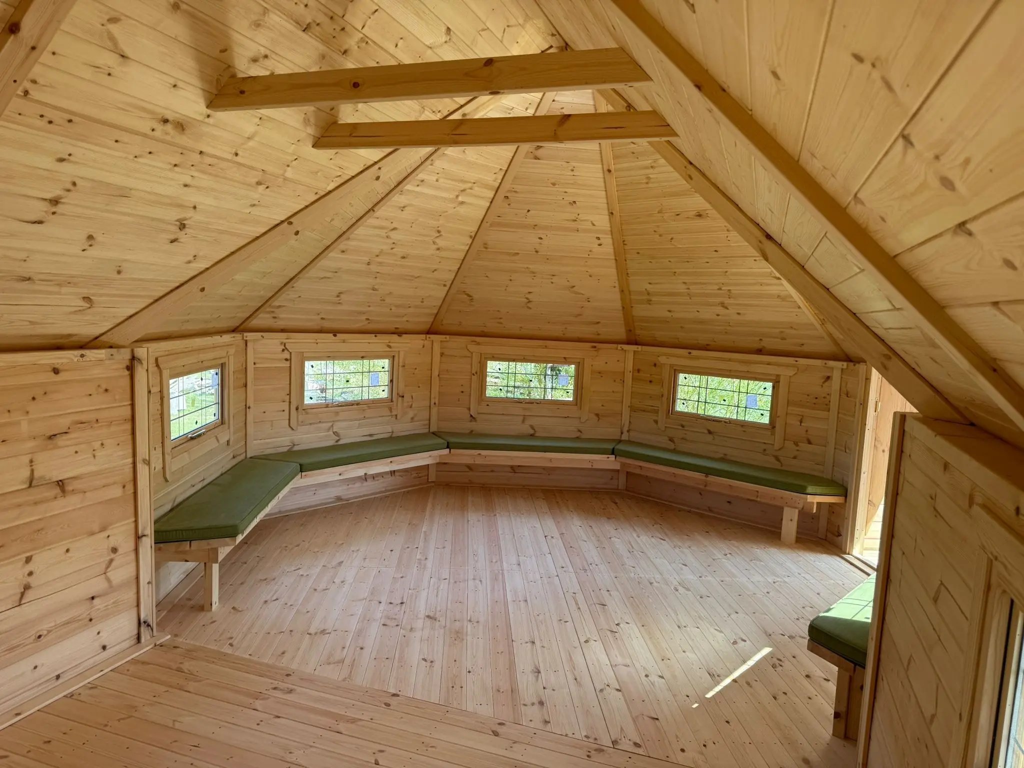 outdoor learning cabin for small group work 
