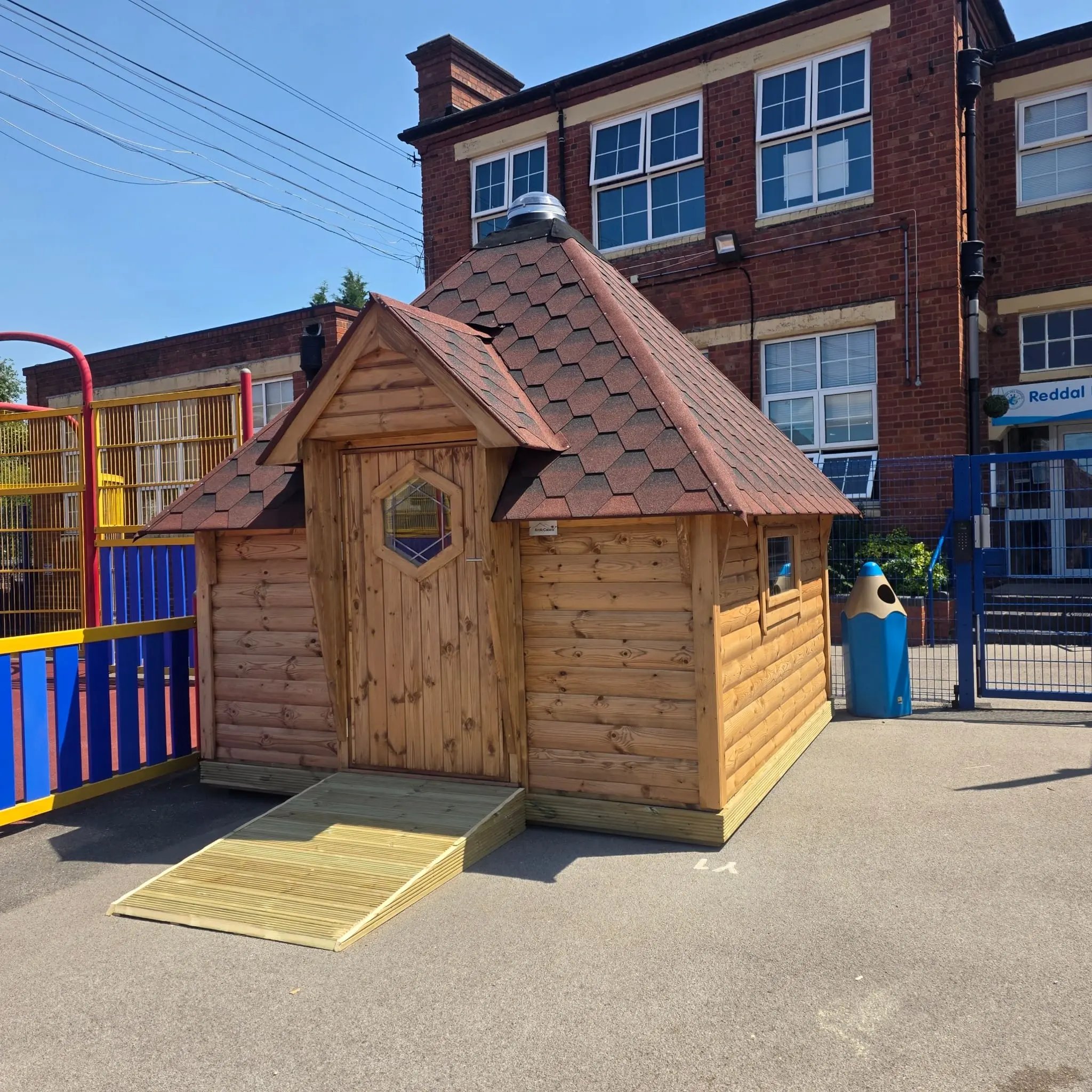 playground hut