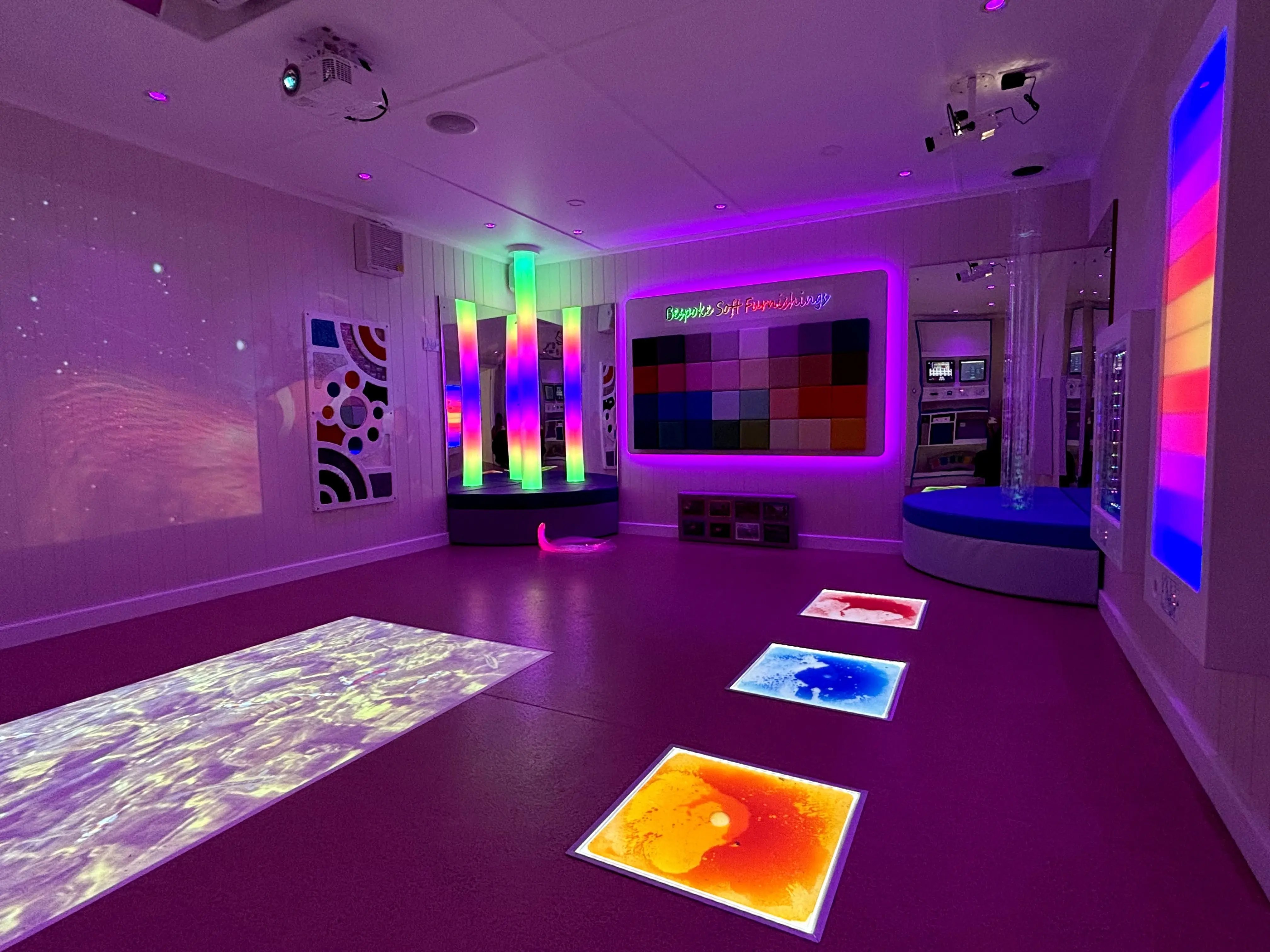 Cabins for schools Show site sensory room WEBP_10